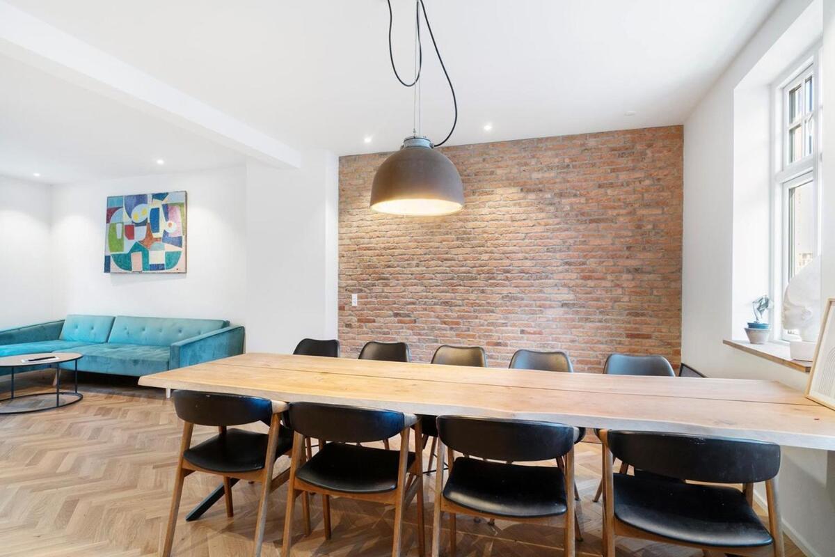 Luxurious 143 Sqm In
